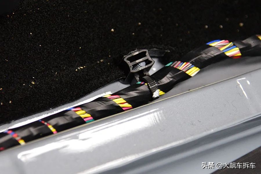 纵有千般好不好,纵有千般什么也抵不过万般无奈