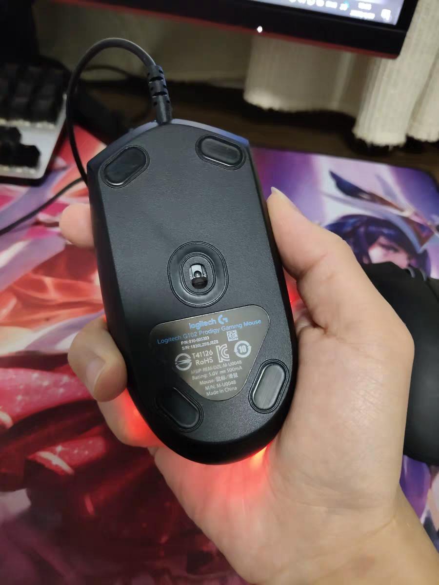 罗技鼠标g102换左右键微动多少钱,罗技游戏鼠标g102和g304哪个好