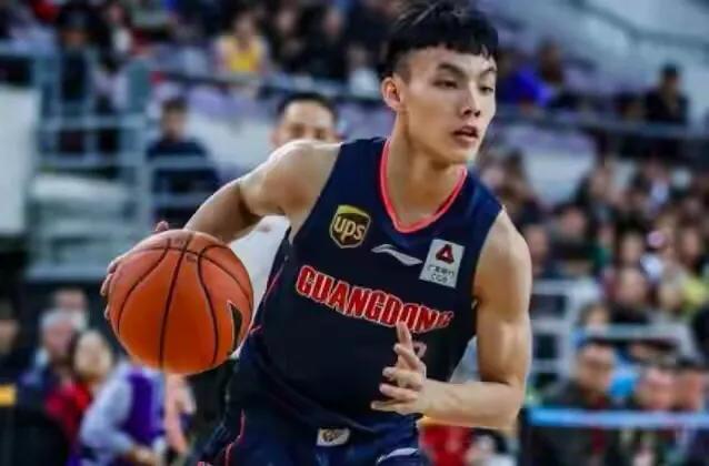 徐杰那么矮为什么还能打cba,cba辽粤大战徐杰为什么吼郭艾伦