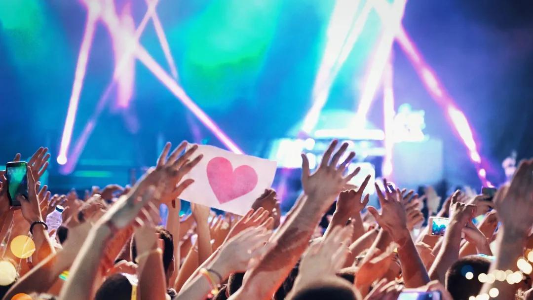 饭圈掉落钱怎么办,饭圈砸钱记录