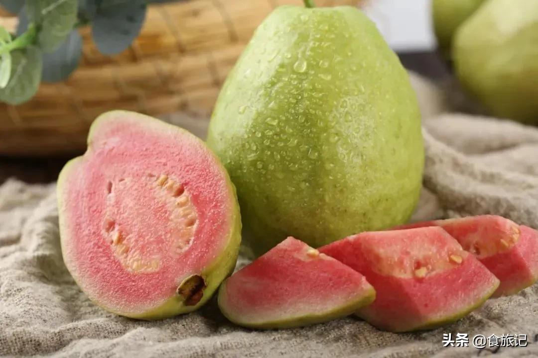 正宗又甜又脆红心芭乐,芭乐软糯香甜5斤