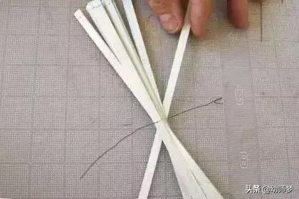 一年级新年灯笼手工制作,手工制作新年用品小灯笼