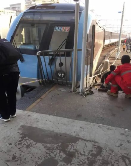 地铁频繁出问题,地铁突然出现的问题