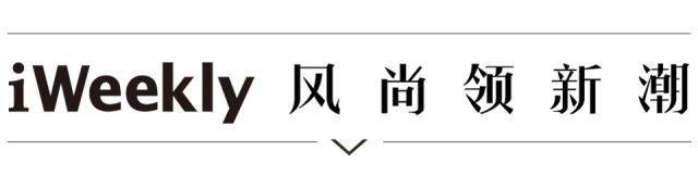 轻盈的羽毛飘落,轻盈柔软的羽毛