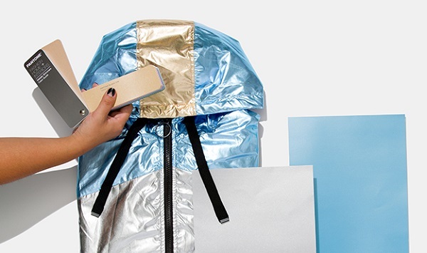 戴森自动半毛卷发棒,戴森自动卷发棒最新款