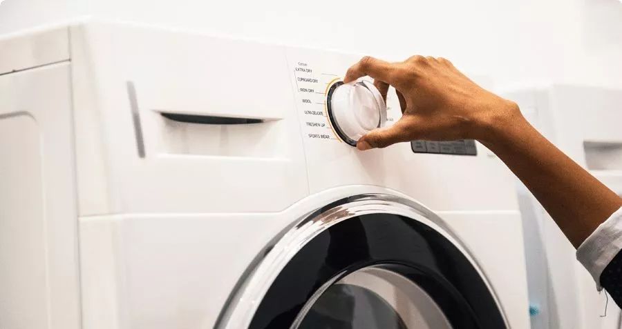 女孩意外得病母亲知道真相后悔,女童身体患重病妈妈哭诉