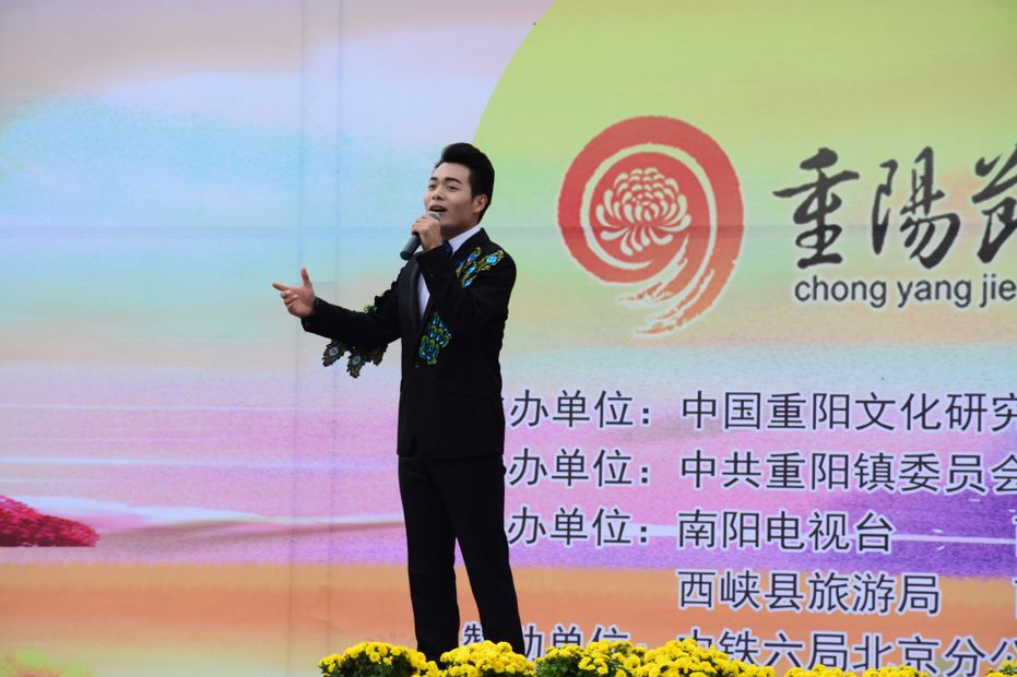 重阳节敬老爱老祝福视频,重阳节孝老敬亲广播稿