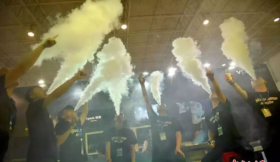 这东西已被香港全面封杀！易致癌、肺病！不少国人还天天用……