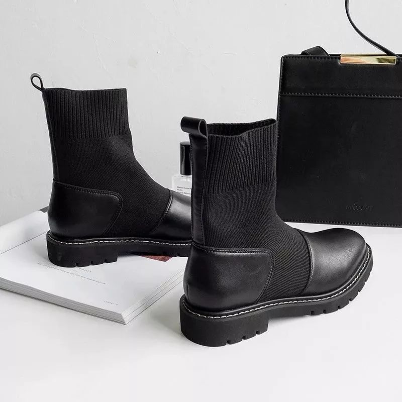 气场全开帅气,搭配黑色皮衣高跟短筒靴霸气个性