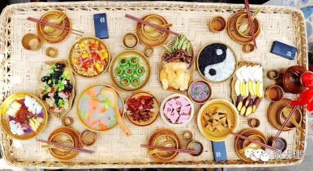 大理八大碗鱼做法,大理好吃的八大碗