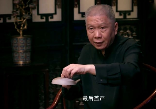 震惊冰红茶居然是这样做出来的,大家爱喝的茶