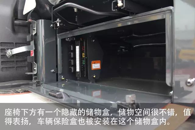 小松pc56-7,小松pc60-7大机头还是小机头好