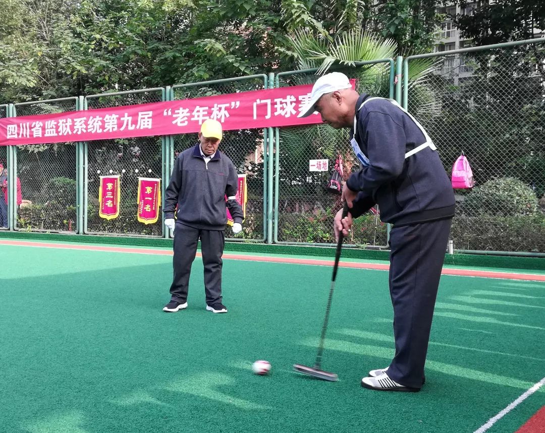 没看错，这场比赛选手平均年龄超70！