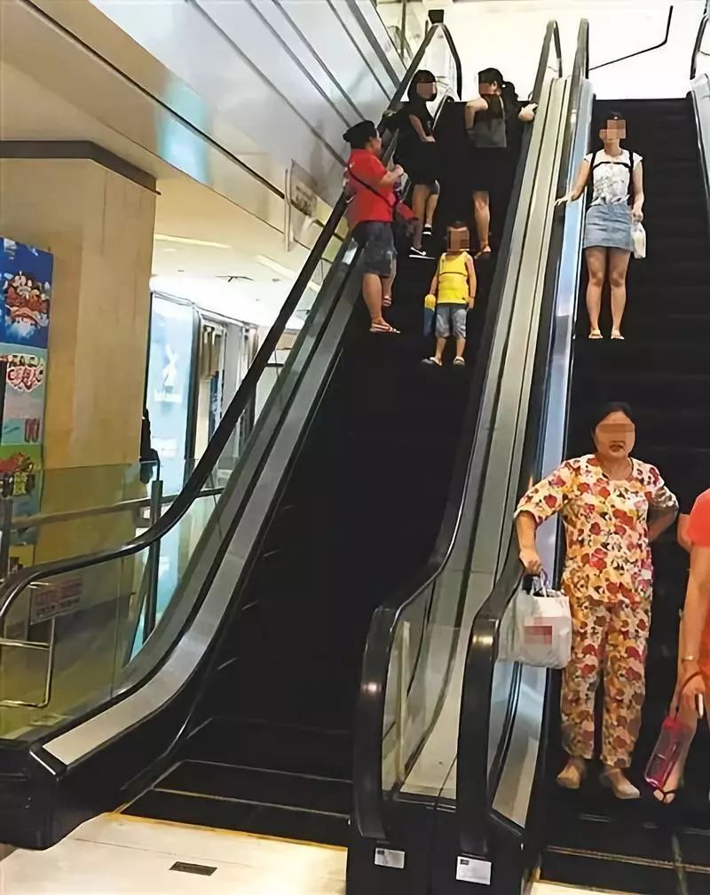 小朋友乘坐电梯注意事项,乘电梯注意事项有哪些