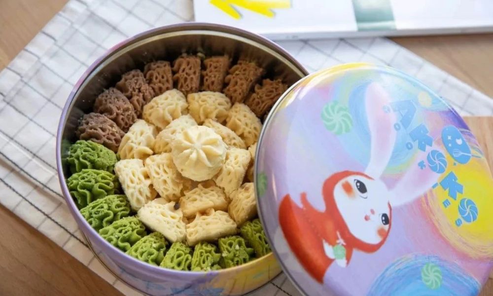 甜品界地震了！第一口就上瘾，酥到掉渣的曲奇，现在整盒免费送！