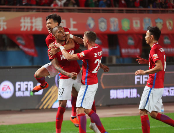 卡兰加受伤是哪场比赛,卡兰加伤势怎么样