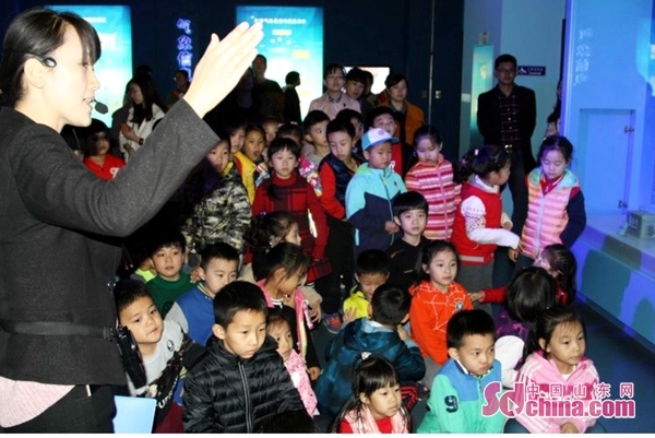 椋庝簯澶╂皵鍗槦浜戝浘,椋庝簯姘旇薄绉戞櫘