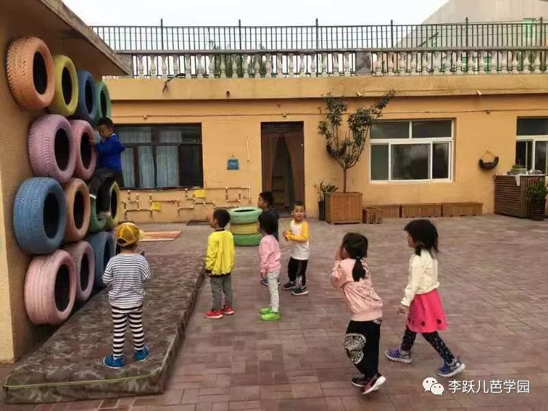 去幼儿园培训让我学到了什么,去幼儿园体验一天老师