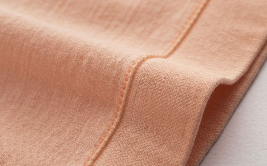 刘嘉玲用的是什么塑身内衣,刘嘉玲穿什么背心