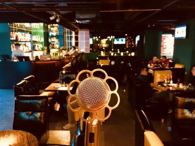 武汉火了！必须曝光这几家“隐藏门”，贩卖机？书店？我竟然统统没想到！