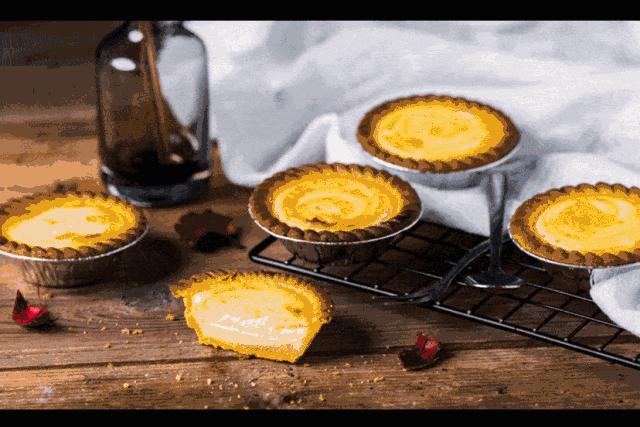 全线新品限时半价哦！一口让你喝到满满的初秋幸福味道……