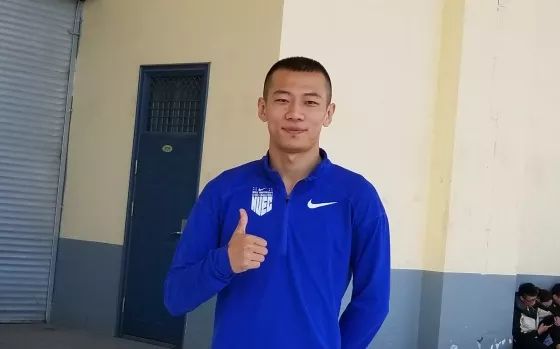 青岛市中学生田径运动会100米冠军,青岛农业大学运动会标枪