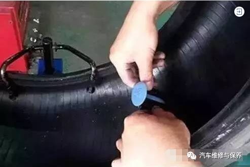 4s店补胎和维修店补胎的区别,4s店补胎多少钱一次