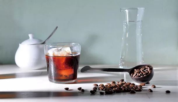 雀巢冷萃果味咖啡用冷水,雀巢冷萃美式咖啡因