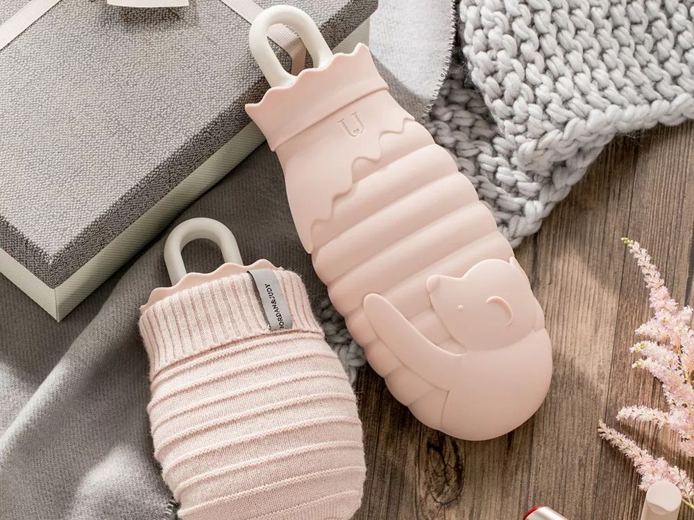 热水袋放微波炉加热膨胀了,热水袋能放在微波炉里加热吗