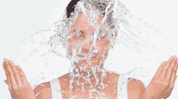 皮肤科医生都是怎么护肤的,皮肤科身体保湿用什么护肤品