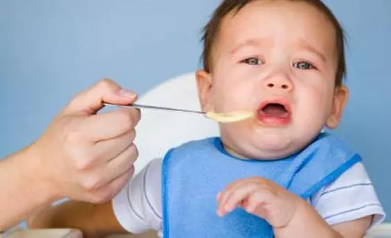 孩子吃饭不怎么嚼怎么办,孩子吃饭不香怎么办