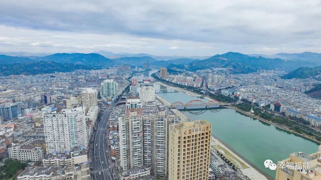 小城故事沧海桑田,小城故事多多完整视频