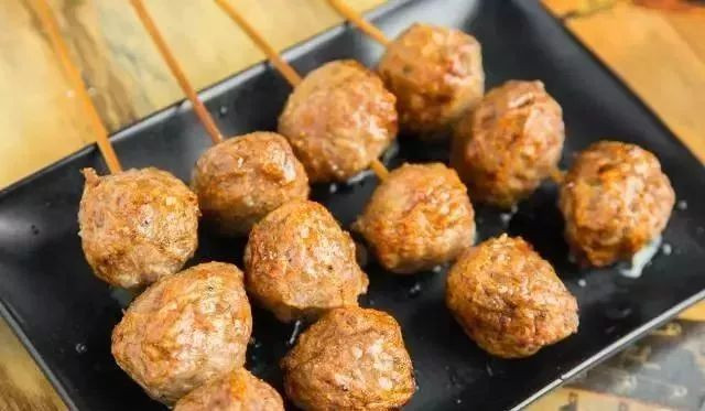 6.8折！烟台路上这家烧烤城震撼登场！承包你的整个5月……