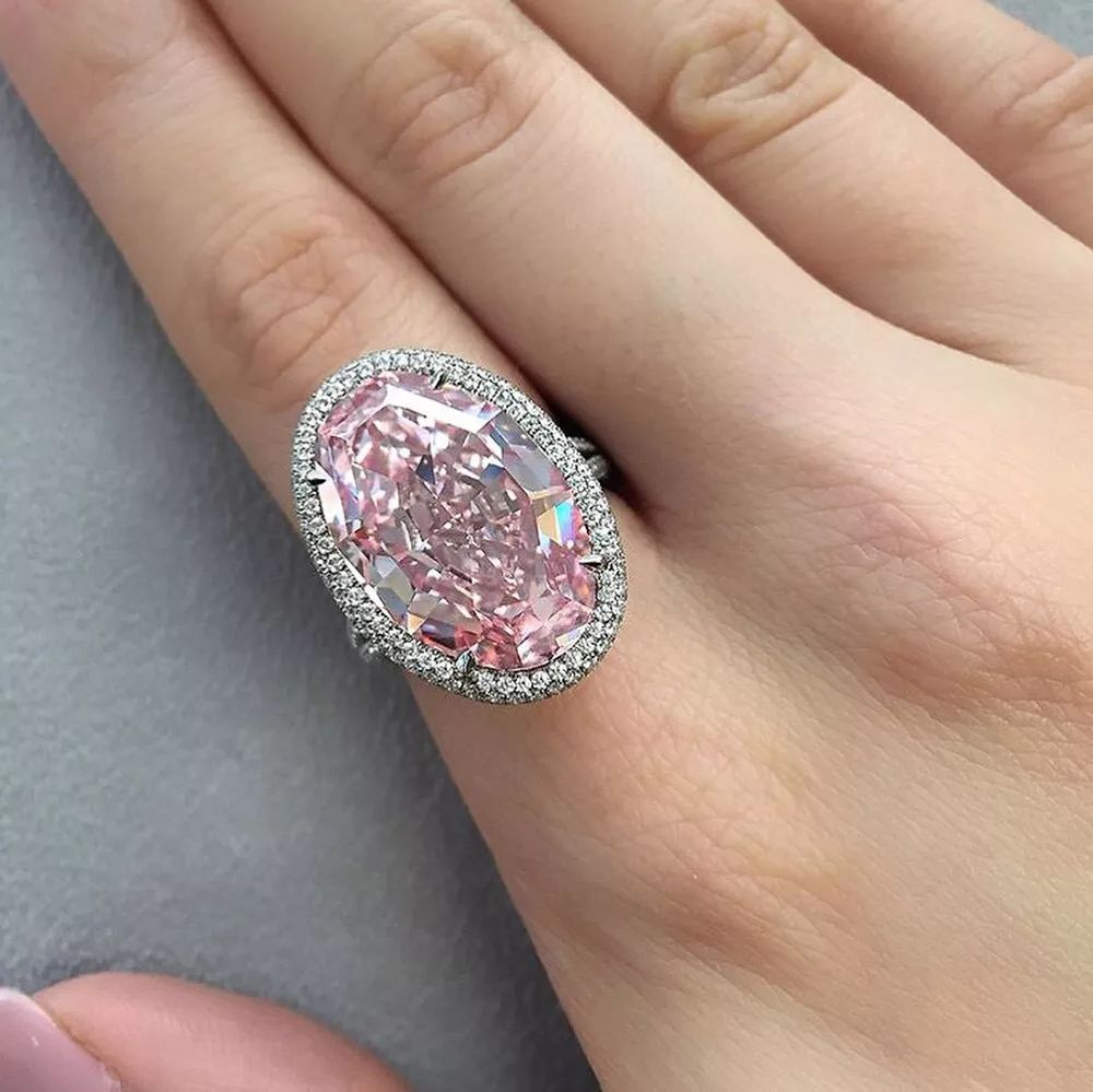 史诗级粉钻被人拍走了，你的彩钻还在等你！