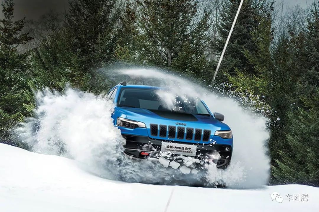 jeep自由光新车落地价,jeep自由光20172.4l领先智能版配置