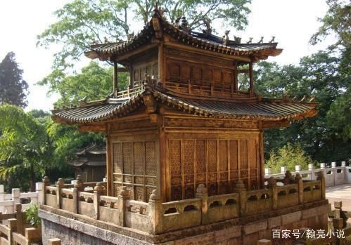 昆明名胜古迹的介绍,昆明金殿历史介绍