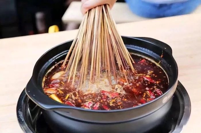 重庆开了几十年的老串串,重庆老牌串串