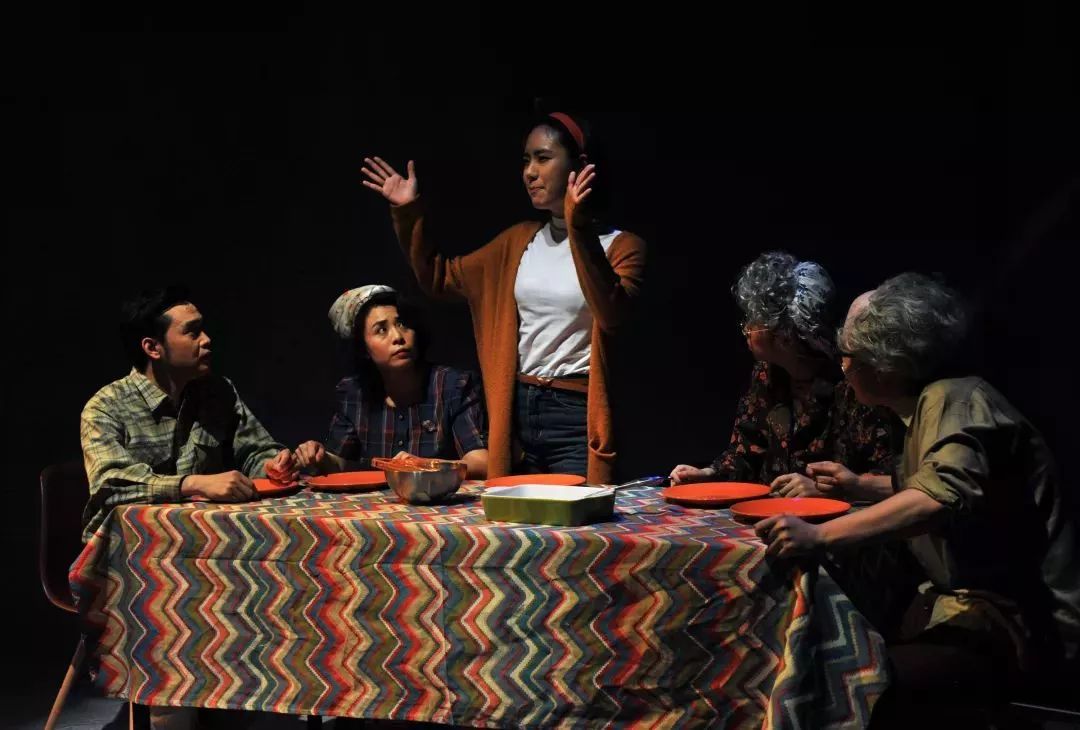 汽车与乳房，洛丽塔背后的真相