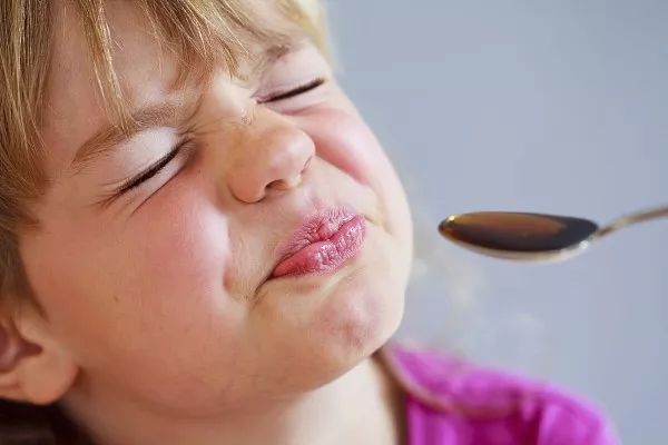 孩子刚喝完药就吐了需要补喝吗,宝宝吃完药马上就吐了需要补服