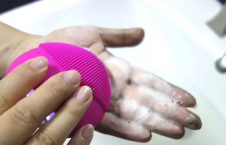 半个娱乐圈都在用的护肤方式,半个娱乐圈都用什么面膜