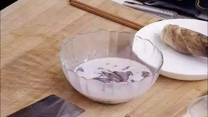 担心!这家哈达店的菜花紫甘蓝,那家地利生鲜的韭菜,还有这些家的菠菜油菜老黄瓜……丨13批次菜肉抽检腐霉利、毒死蜱检出不合格