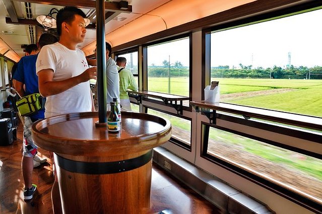 长冈花火大会的花火是哪里的,稻田花火大会