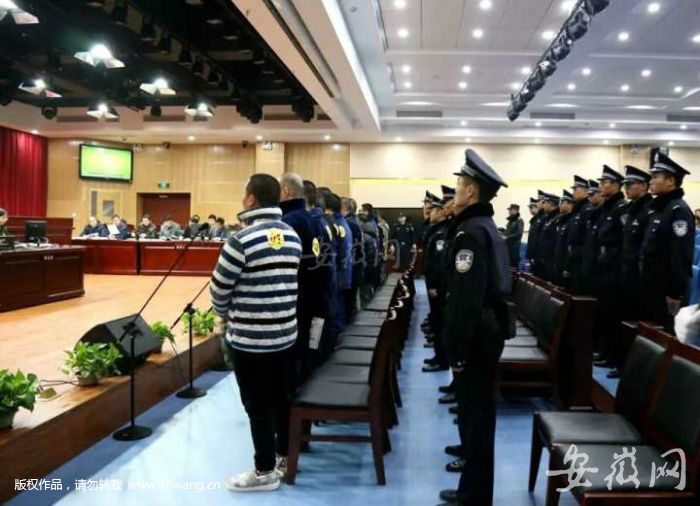 因赌博催债聚众斗殴判多久,合肥暴力催债被警方抓获