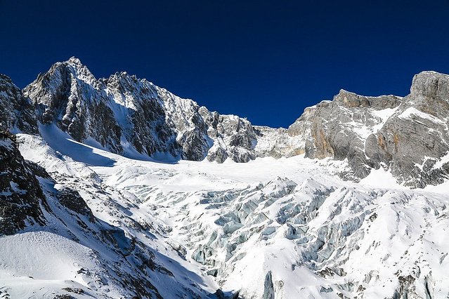 初春到哪里旅游好玩,9-10月国内赏秋小众线路