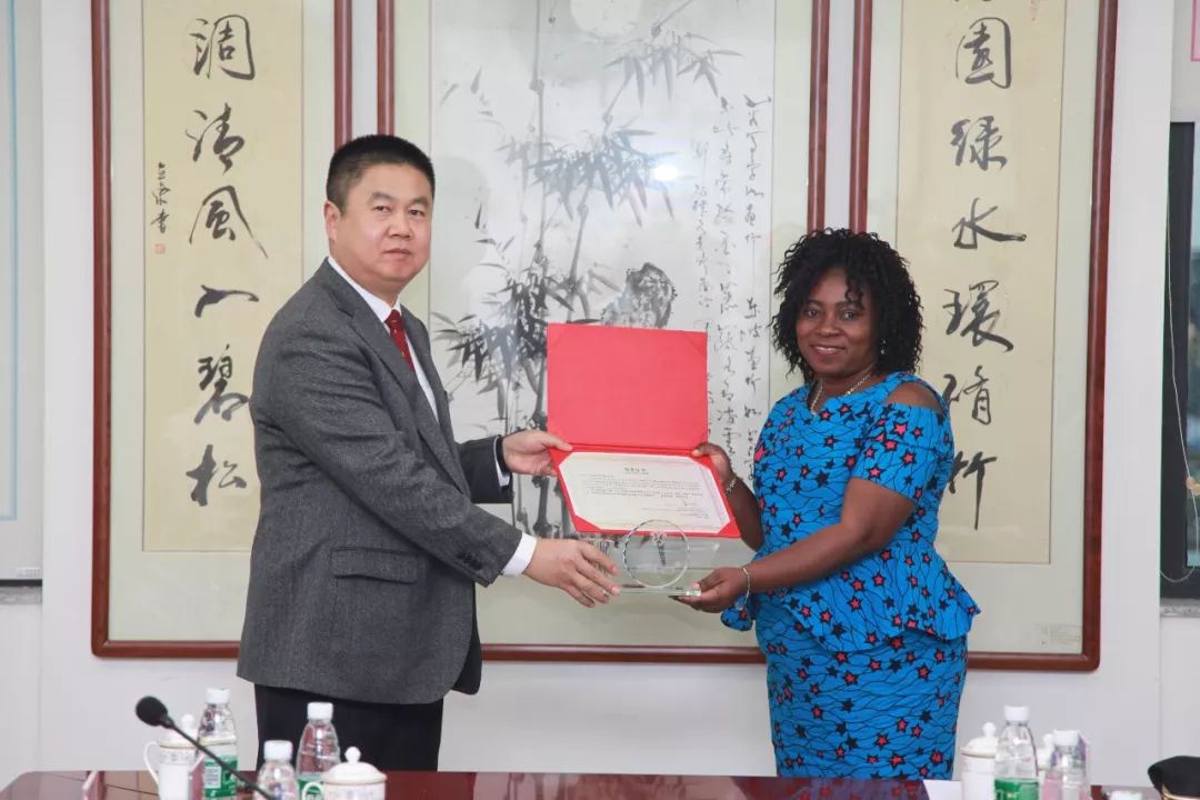 「风采」妇幼大爱传加纳——广东省妇保院荣获全国援外医疗工作先进集体