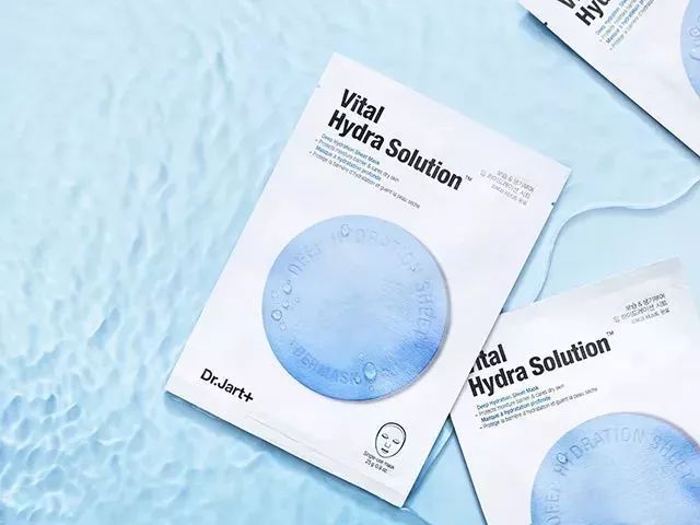 好物｜卖爆了的“蓝色药丸”，敷完脸水水的、亮亮的！