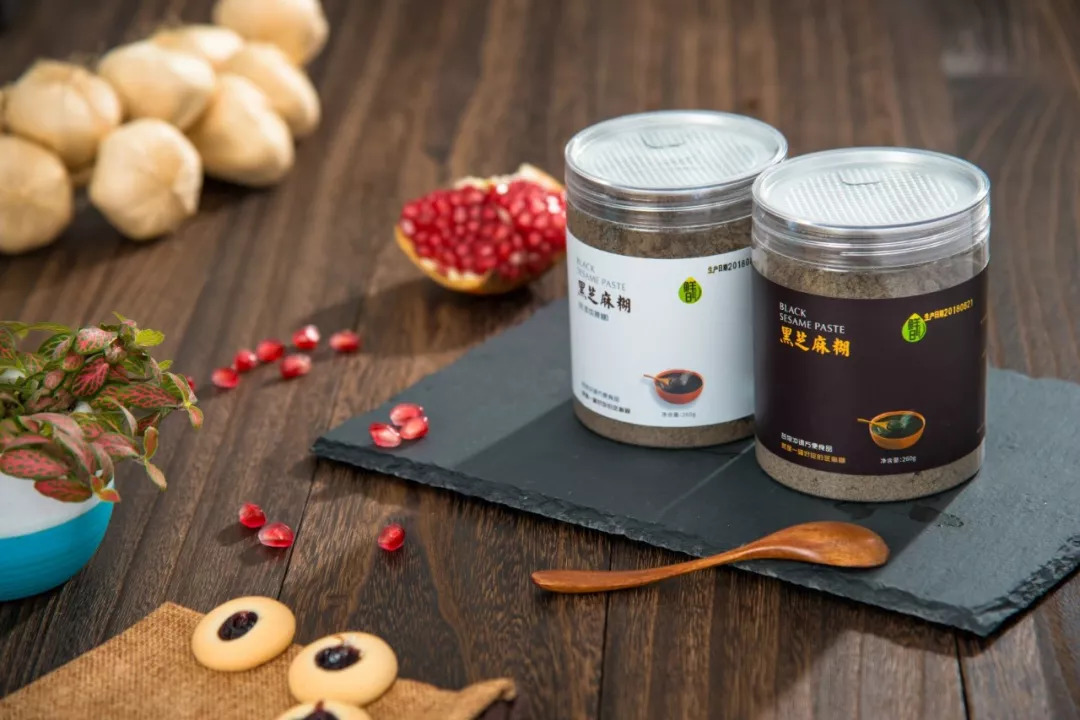 进口燕窝精美礼盒,纯天然瓶装燕窝礼盒