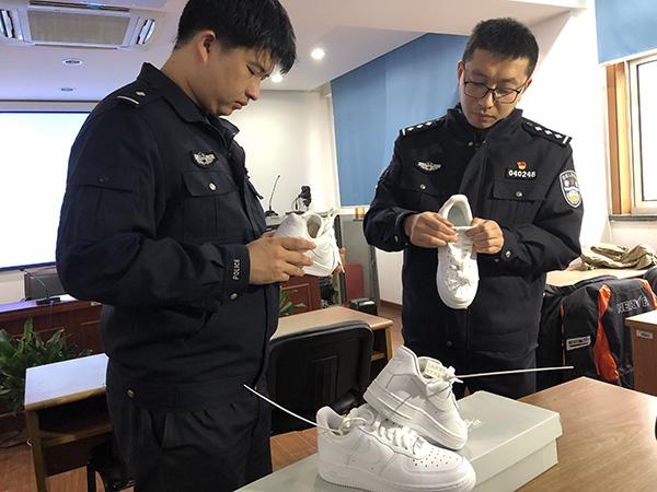 4名大学生利用网络退货掉包“真假运动鞋”涉案40万被捕