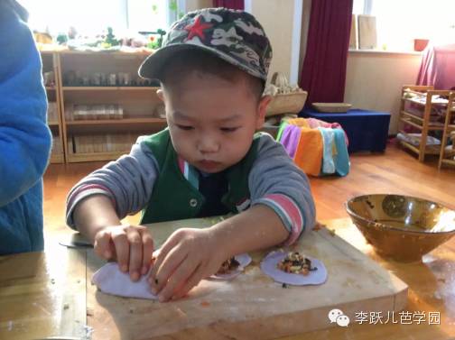 包饺子的故事幼儿园,包饺子课文幼儿园