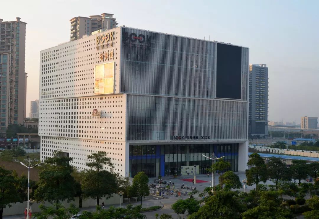 这就是新桥,这里是新桥小学